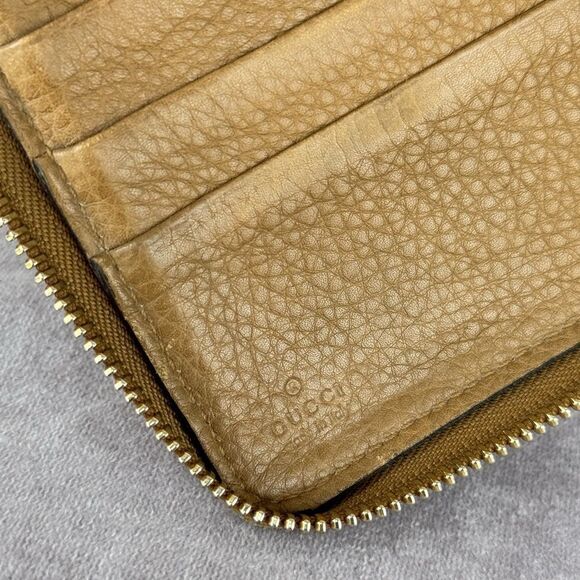 Gucci Python Embossed Tassel Zippy Wallet - Picture 11 of 16